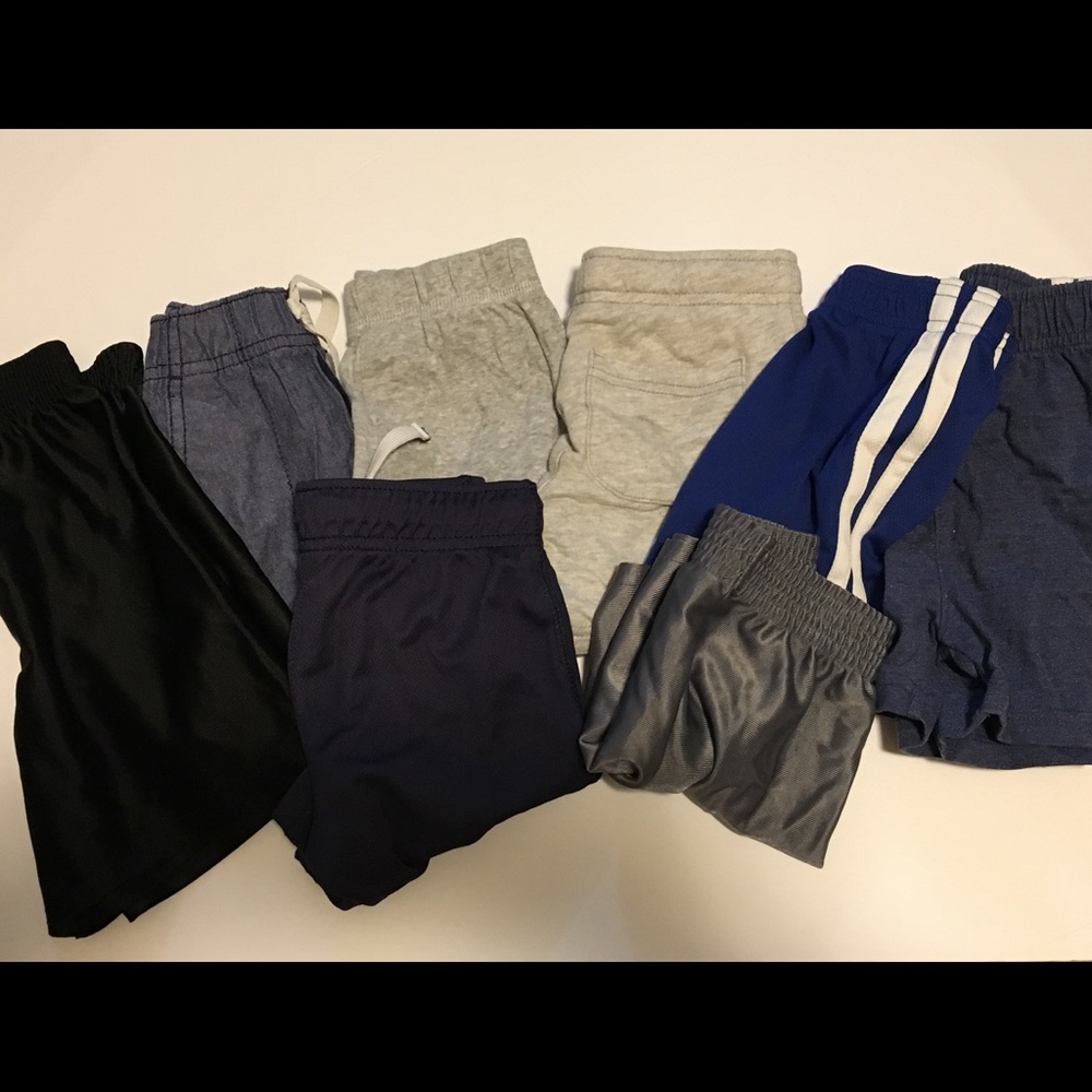 Lot of boys shorts Sz 24m
